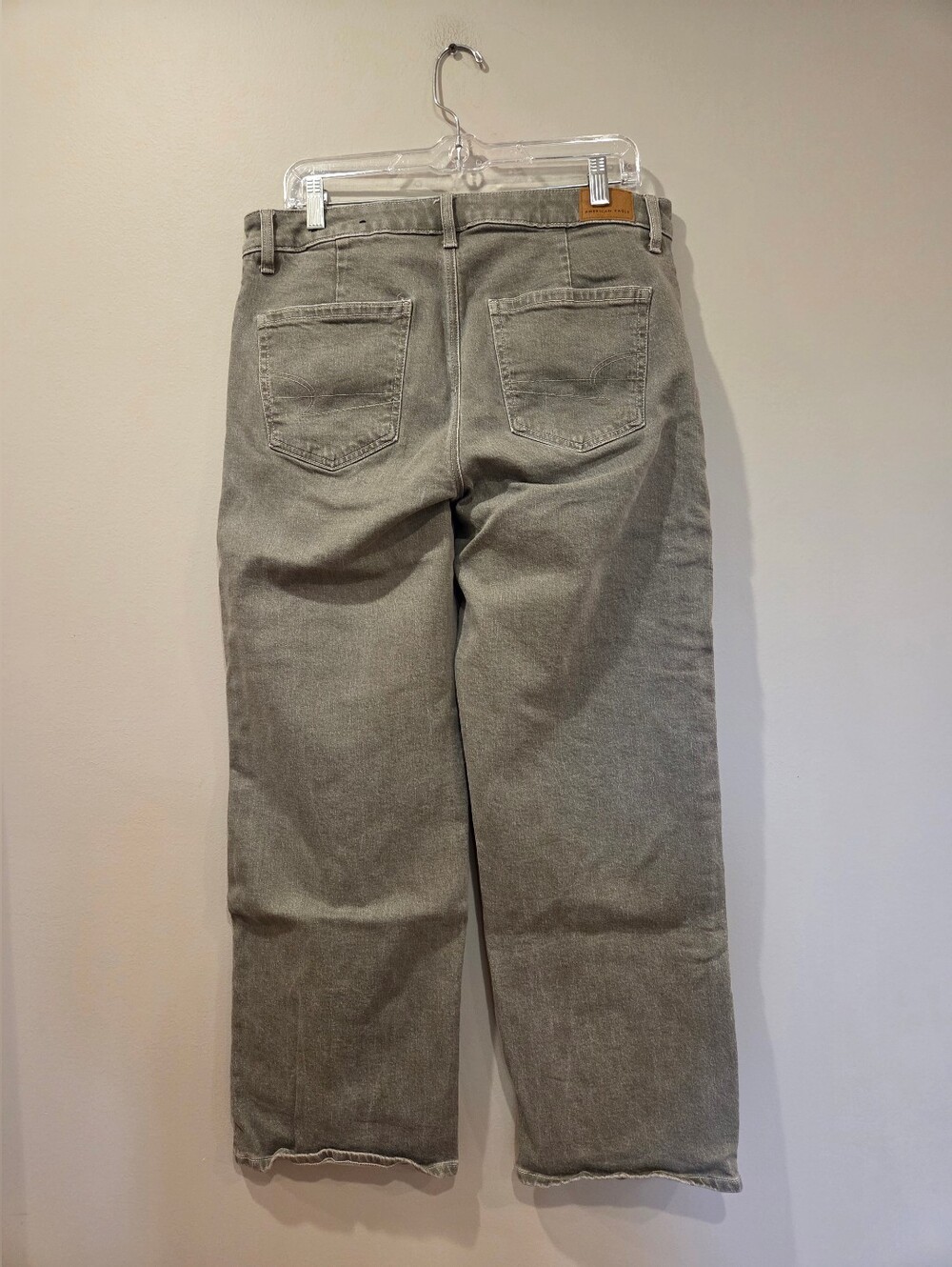 AE High-Waisted Stovepipe Jean - Picture 9 of 9
